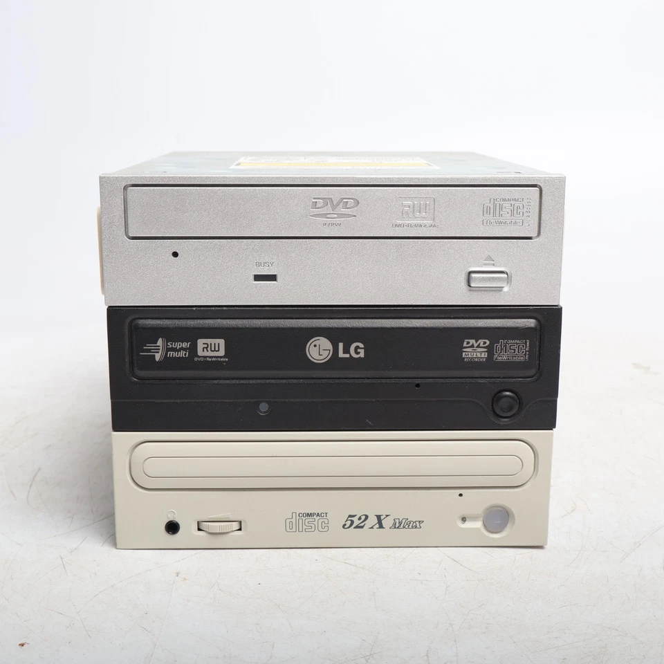 Lot of 3X CD-ROM Disc Drives. Beige Silver Black Bundle - Image 2 of 4