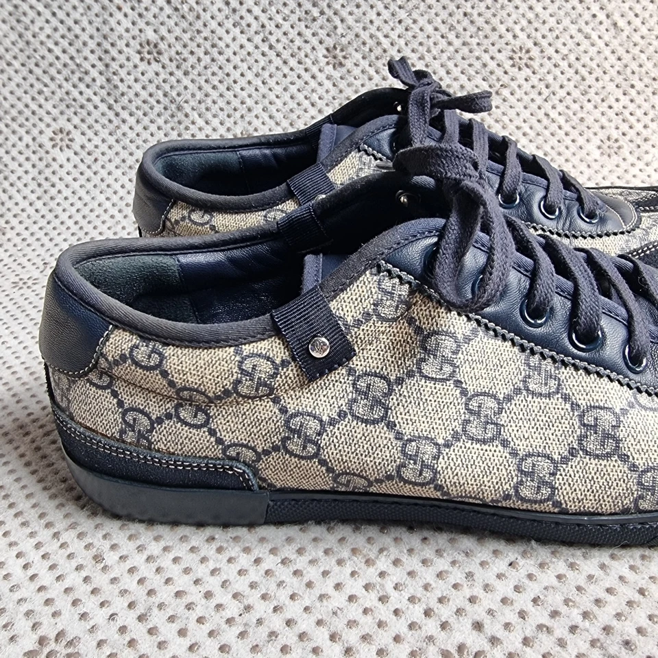 Gucci Azul Marino/Beige Gamuza y Cuero GG Supreme Lona Zapatillas bajas Reino Unido 71/2 Foto 3 de 4