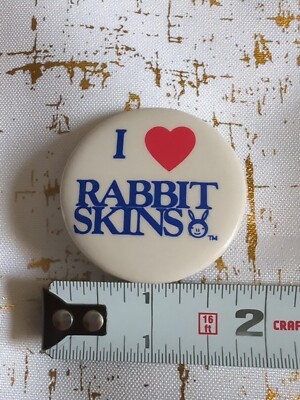 I LOVE RABBIT SKINS HEART BUNNY PIN BUTTON BADGE VTG RARE