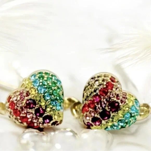Aretes con corazón arco iris Kate Spade. Venta al por menor $69 Foto 3 de 4