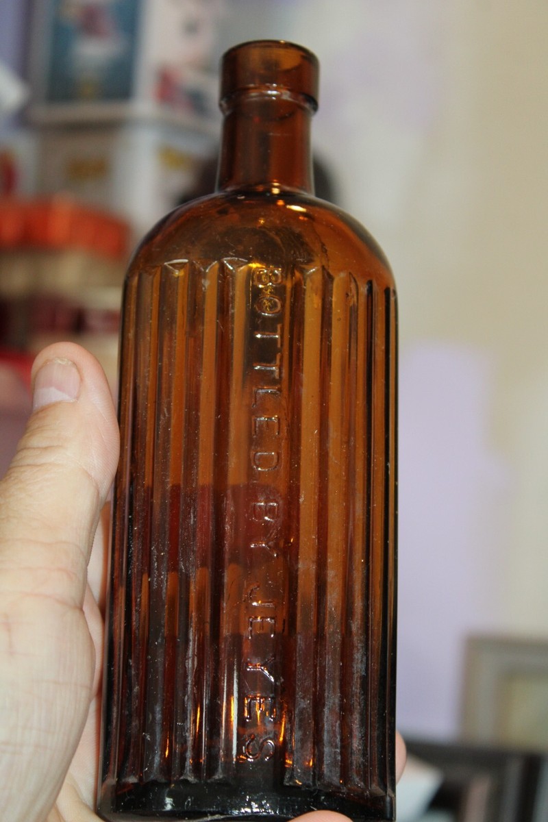 Antique, 7 3/4'' Amber, JEYES FLUID, Poison/Chemical Bottle Item#A