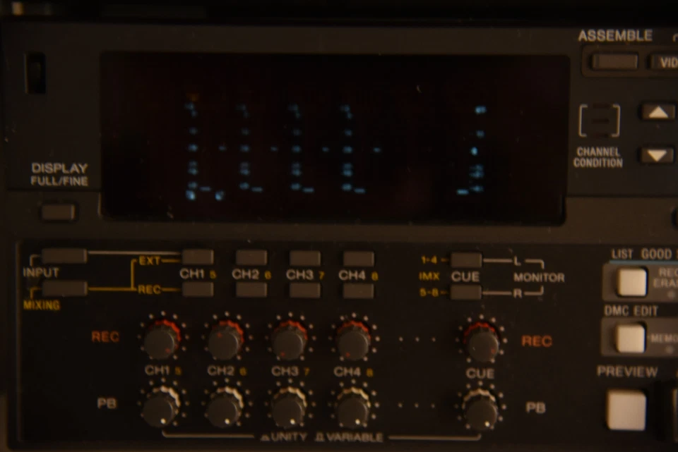 SONY HDW-M2000 HDCAM HD Digital Videocassette Recorder - Image 4 of 4