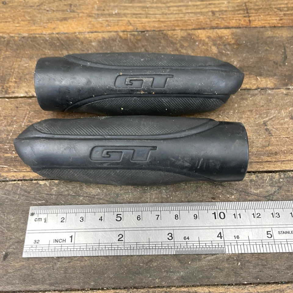 GT Grips Windstream Airstream Autostream Cruiser Slipstream Black Vintage Aero - Image 2 of 4