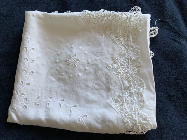 vintage lace tablecloth embroidered fancy 125 x 130 cms antique white