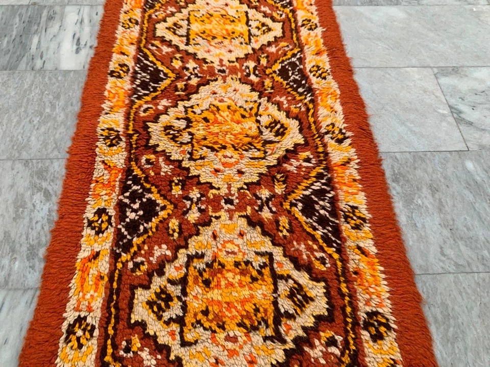 Hermosa alfombra suave sueca escandinava vintage, alfombra mullida medallón 2x5 pies Foto 2 de 4