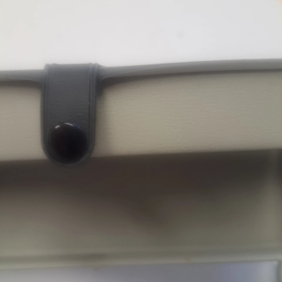 Vintage Sony F-96 Dynamic Microphone W/Orginal Case+stand, UnTested broken plug - Image 4 of 4