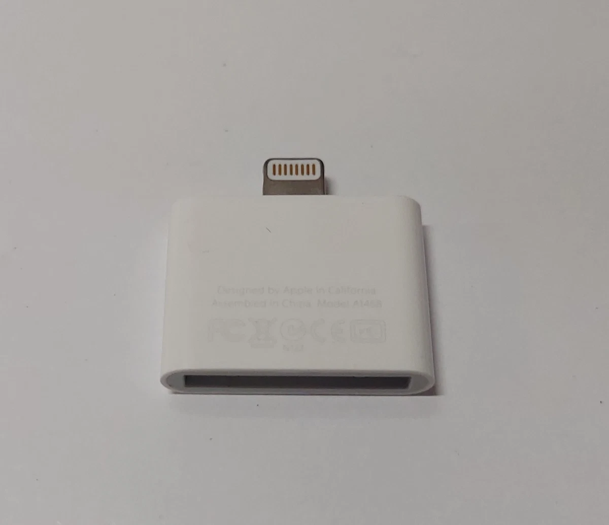 【2個セット】Apple ライトニング - 30ピンアダプタ MD823AM/A Apple アップル Lightning ライトニング 30ピンアダプタ MD823AM/A