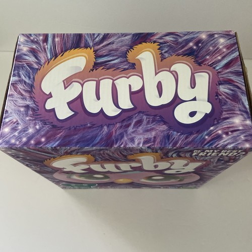 Peluche interactivo Hasbro Furby - Púrpura Voz Activada Baile Luz Show Moda - Imagen 5 de 6