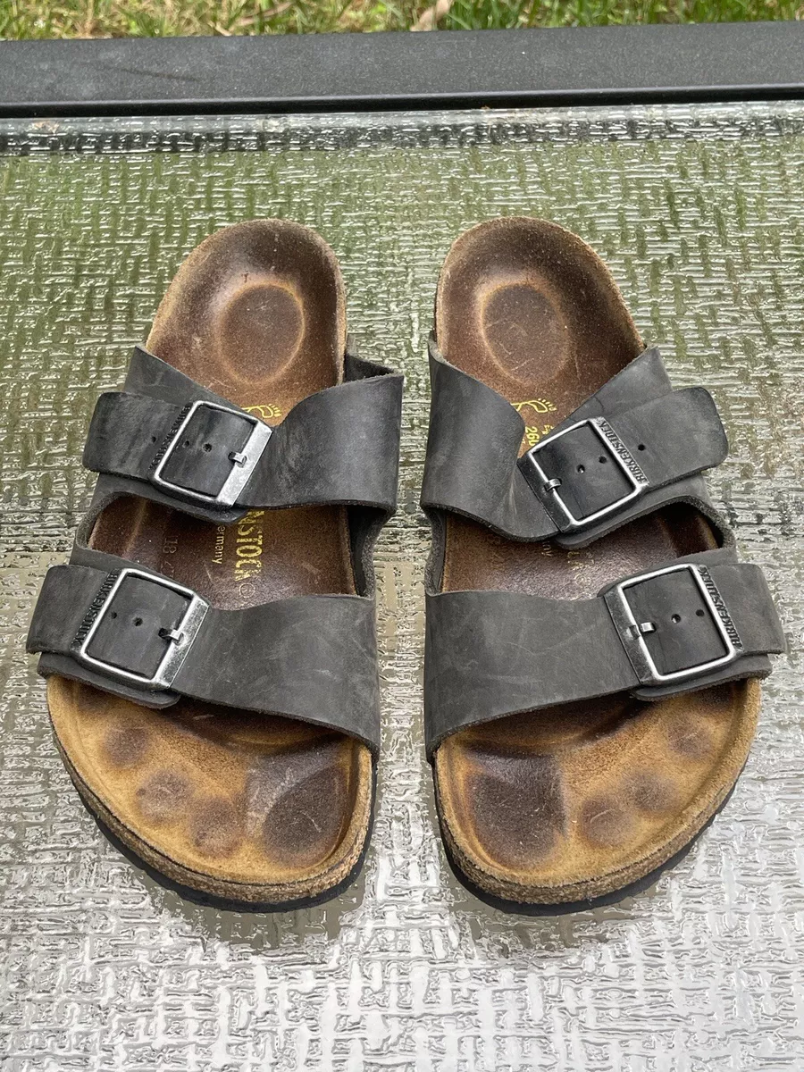 Birkenstock Arizona Men’s Size 7 Women’s 9 Black Oiled Leather Sandals