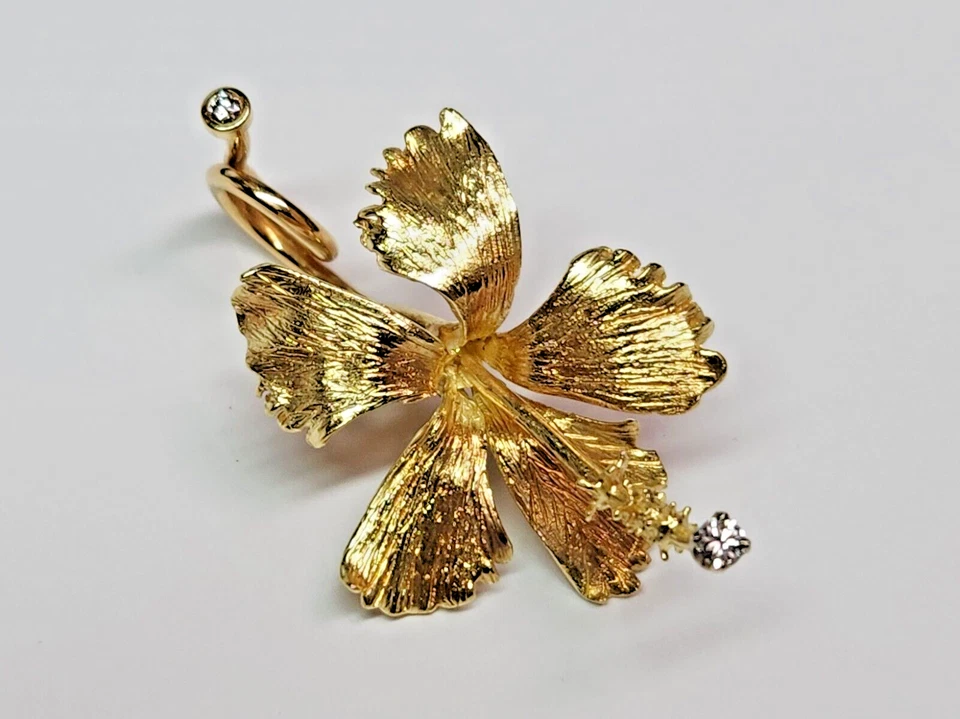 华丽 18 天金木槿花 0.08 克拉 钻石吊坠 * 无链 * — 第 4/4 张图片