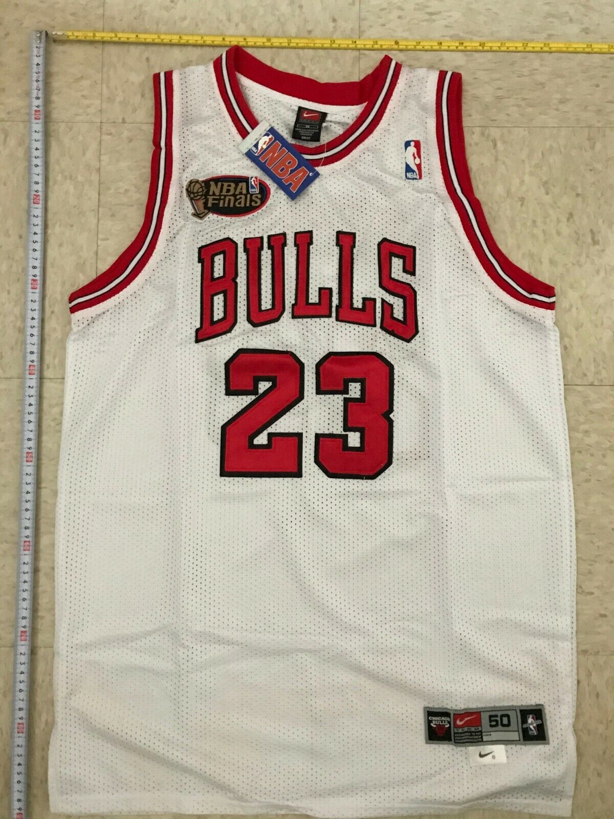 Michael Jordan Chicago Bulls Premium 1997-98 NBA Authentic Jersey –  Basketball Jersey World