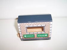 Thomas Wooden Train Tidmouth Wharf Covered Bridge Tunnel