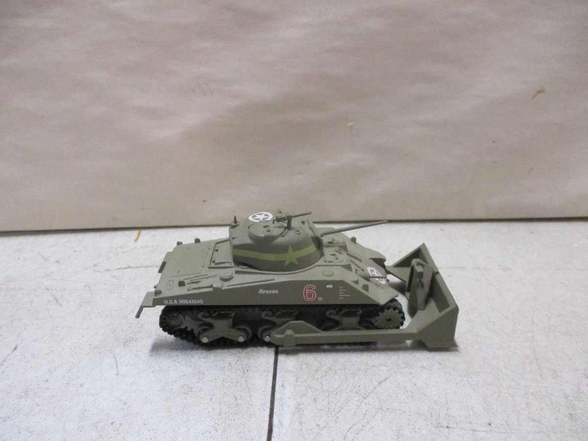 Greenlight 1/64 - Chevrolet U.S Army 1984 - Camouflage - Modèle échelle Collection Norman Rockwell