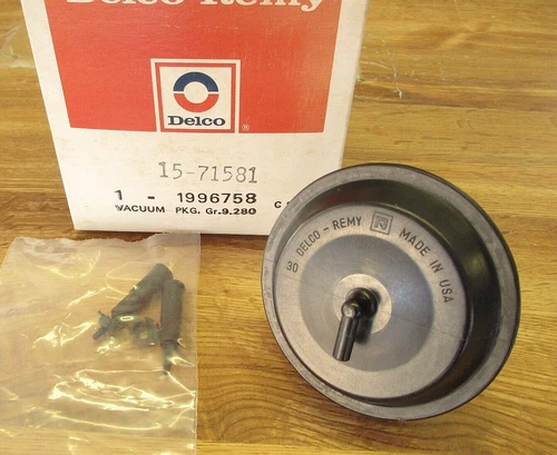 NOS DEFROSTER VACUUM 1987-89 SKYHAWK  87-90 CAVALIER OTHER PONTIAC CADILLAC
