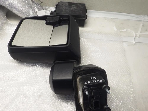 Chevrolet Silverado 3500 Pickup 2021-2023 Right Door Mirror 710231 2301