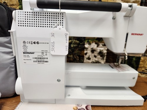 Bernina B 550 QE Sewing Machine, Accessories included, Professionally Serviced! - Picture 16 of 16
