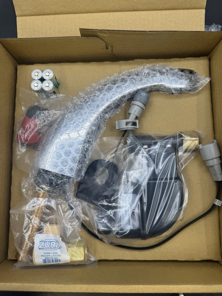 Zurn Z6913-XL AquaSense Battery-Powered Sensor Faucet (Polished Chrome) !!READ! - Image 2 of 2