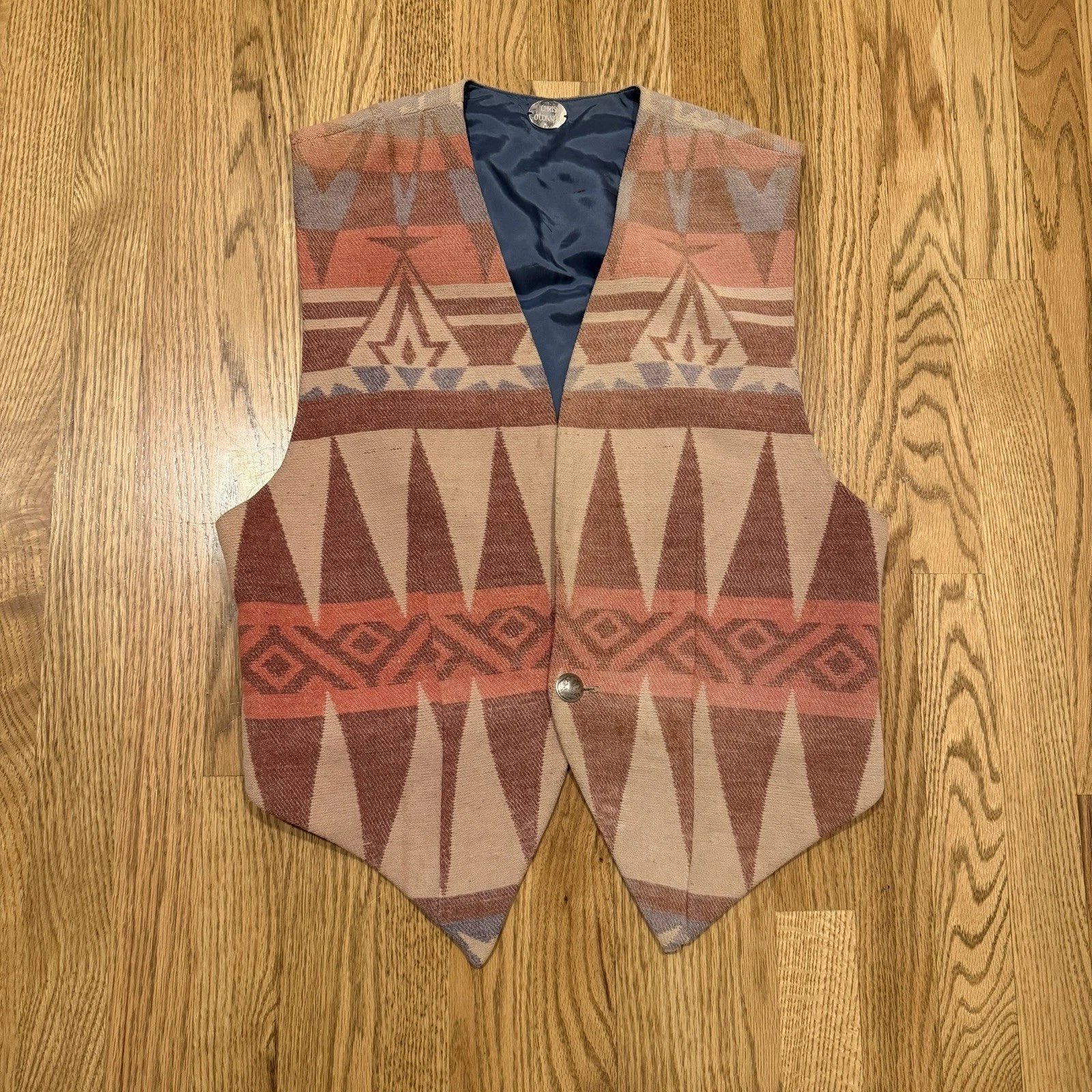 Vintage Camp Blanket Vest Fits Men’s Medium Southwestern Aztec Western Lined Vtg
Opens in a new wind
