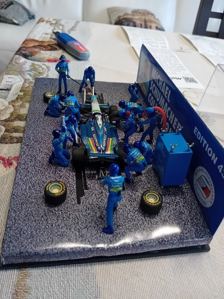 Michael Schumacher Pit Stop Collection N. 43 1:43 - Bild 3 von 4