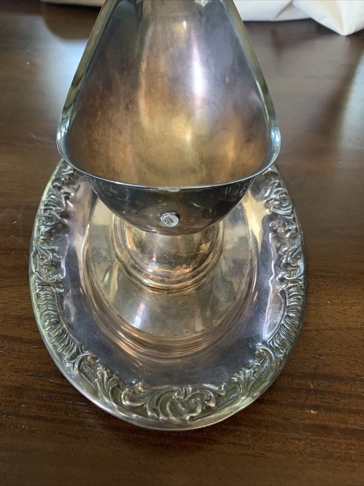 BOTE DE SALSA VINTAGE GEORGIANO DE WALLACE 1338 PLATEADO CON PLACA BASE ADJUNTA Foto 3 de 4