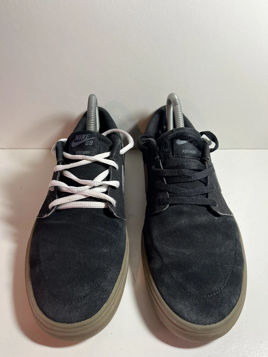 NIKE SB PORTMORE II GUM SOLE BLACK SUEDE TRAINERS SIZE 7.5 UK