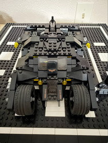 LEGO Batman: The Tumbler: Joker's Ice Cream Surprise (7888)