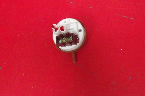 Waschmaschine HOTPOINT AQXGF149PI UK DRUCKSCHALTER