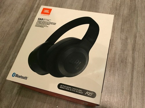 JBL E65BTNC Lifestyle Wireless Over-ear 
