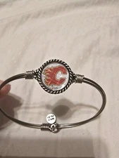 Luca & Danni CALGARY FLAMES  Silver Bracelet Sport Jewelry  NHL Hockey Bangle