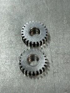 QTY 1 BOSTON GEAR STEEL SPUR GEAR 32 PITCH 24 TEETH 5/16” BORE 3/16” WIDE FACE