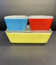 Vintage Pyrex Primary Colors Refrigerator Dishes – Complete 4 PC Nesting Set