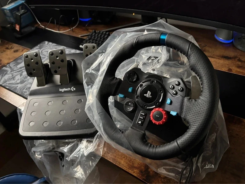 Logitech G29 Volante da Corsa con Pedali - Condizioni eccellenti - Immagine 4 di 4