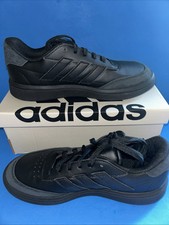 NIB Adidas Childrens Size 5 Courtblock J ID6502 11899