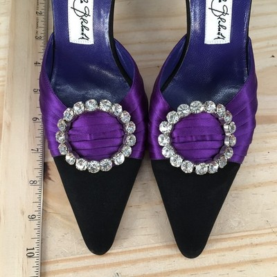 Manolo Blahnik Heels Womens 38 Crystal Brooch Kitten DOrsay Pumps