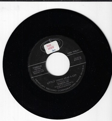 DAMITA JO LITTLE THINGS MEAN A LOT/I BURNED YOUR LETTER USED 45RPM
