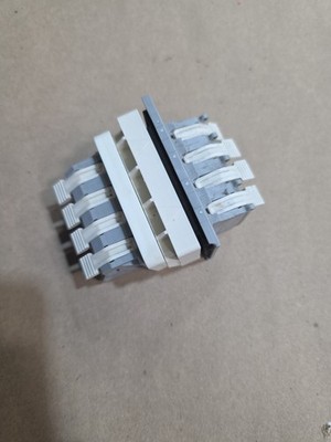 WAGO 828, 4 Position 6 AWG Feed-Through Terminal Wire Connection Block.