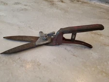 Vintage Hand Grass Lawn Shears Spring Clippers Trimmers Unbranded