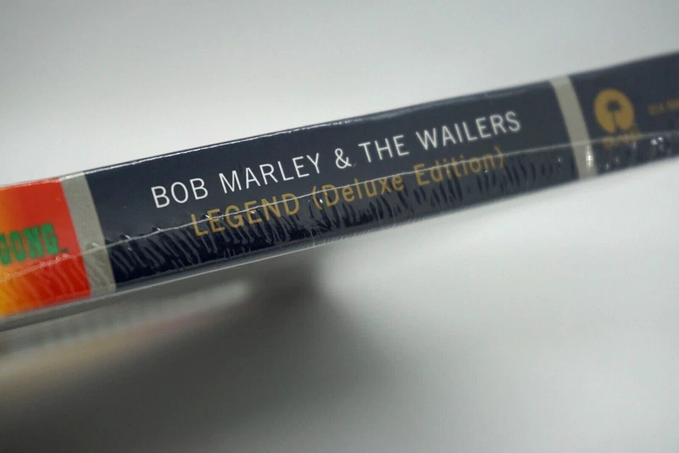 Bob Marley & The Wailers : Legend (The Best Of) - 2CD DELUXE EDITION - NEW - HTF - Image 3 of 4