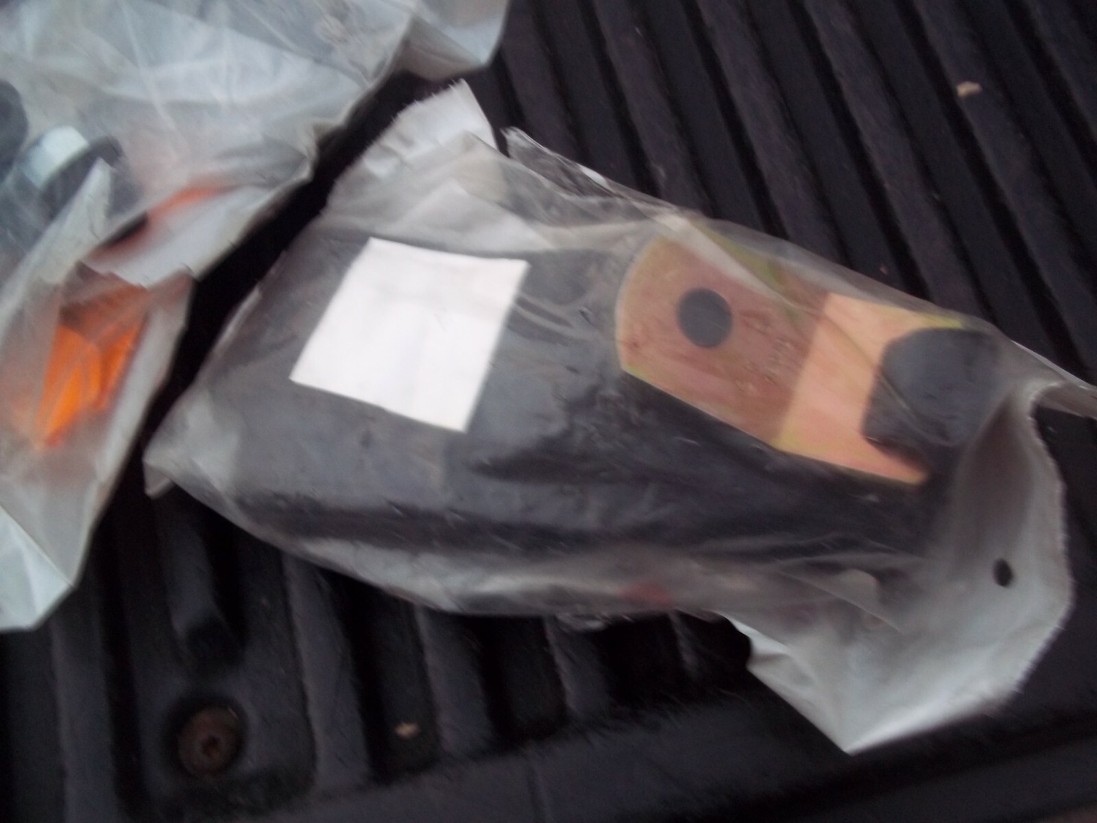 INTERNATIONAL SEAT BELT PART NUMBER 2041659C1 eBay