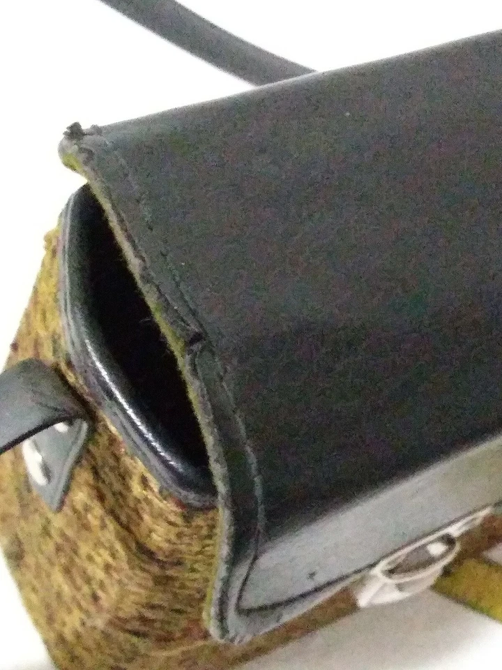 Estuche para cámara vintage años 60-70 lienzo verde. B4 Foto 3 de 4