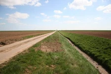 Photo 6x4 3m above sea level Leverton Lucasgate Low lying farmland and Se c2007