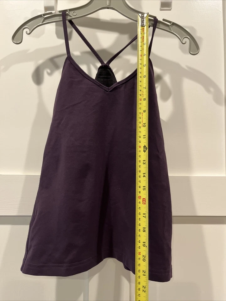 Sujetador Hard Tail Forever Tank Top Berenjena Púrpura Pequeño con Estante Usado en Excelente Condición Foto 2 de 4