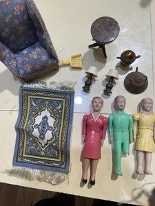 VINTAGE Renewal Tiny Lamps, Metal Teapots Pair Of Tiny Lamps Doll House Items