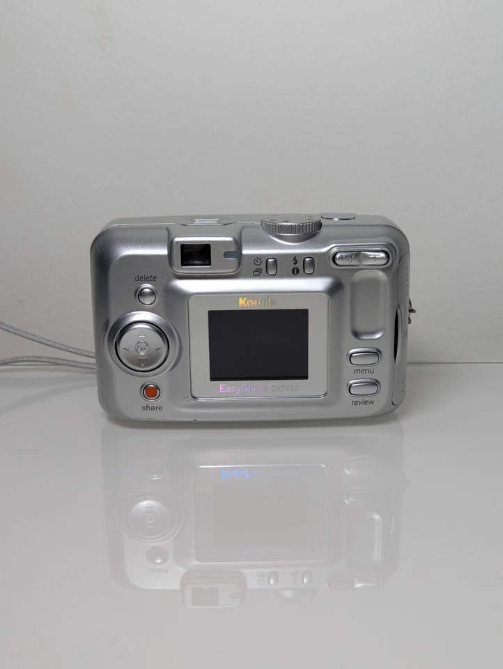 Kodak EasyShare CX7430 4.0MP Digital Camera (Tested Working)  - Image 3 of 4
