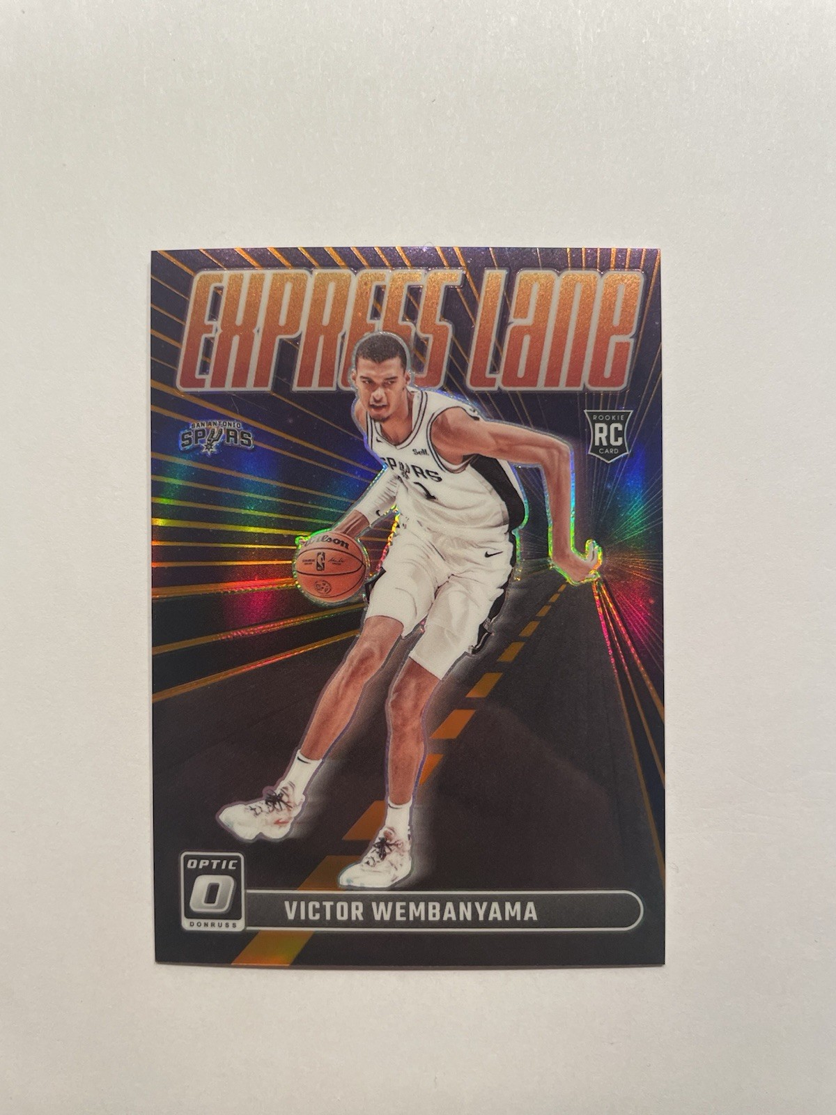 2023-24 OPTIC - Victor Wembanyama # 8 - EXPRESS LANE - ROOKIE ORANGE PRIZM #/39