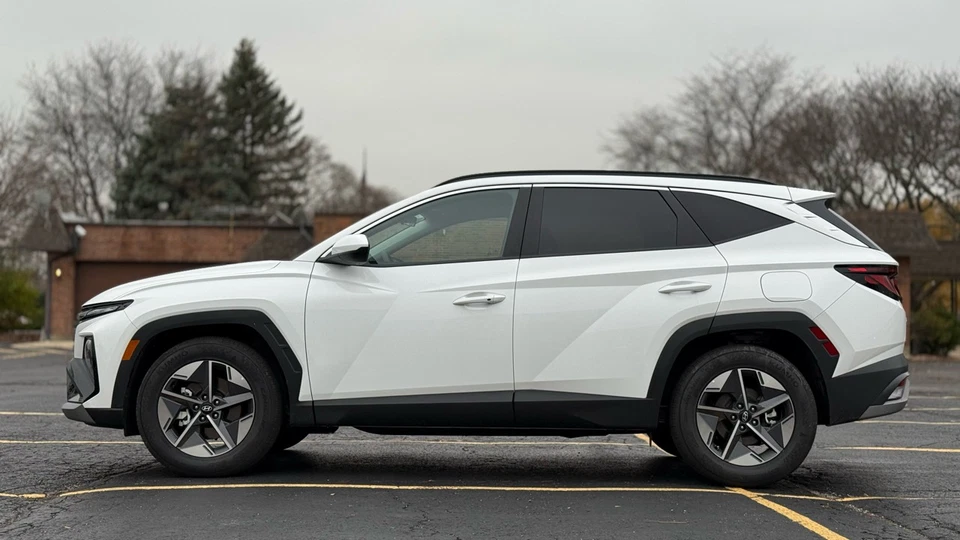 2026 Hyundai Tucson SEL - Image 4 of 4