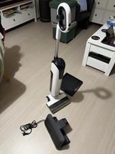 UWANT D100 Aspirateur balai sans fil rechargeable avec station de charge