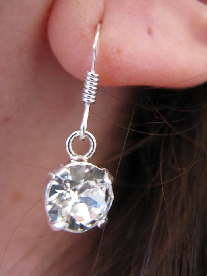 Boucles d'oreilles en argent 925 avec cristal de Swarovski de 8 mm NEUF - Photo 1/1