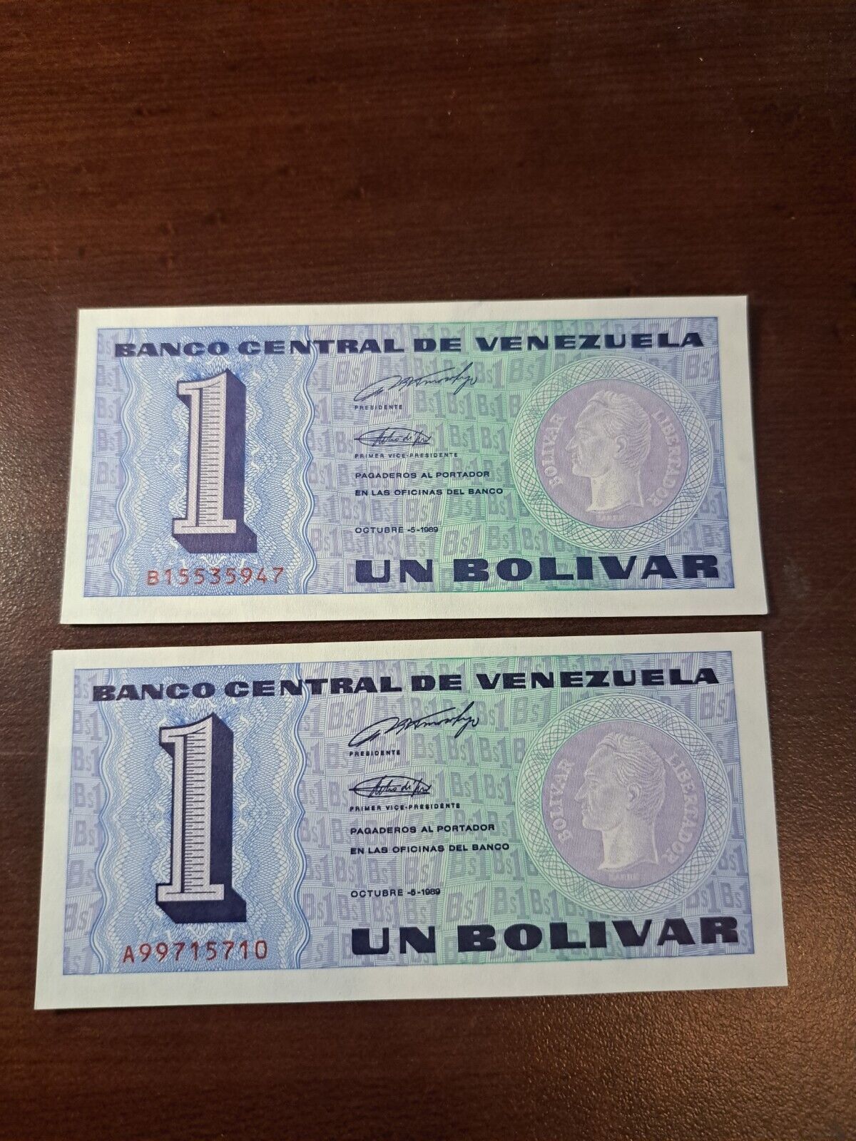 Venezuela 1 Bolivar 1989 X2