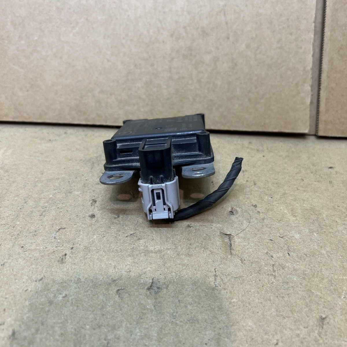 2019 Mazda 3 OEM Distance Sensor B0n2-67xa0-a Front Radar